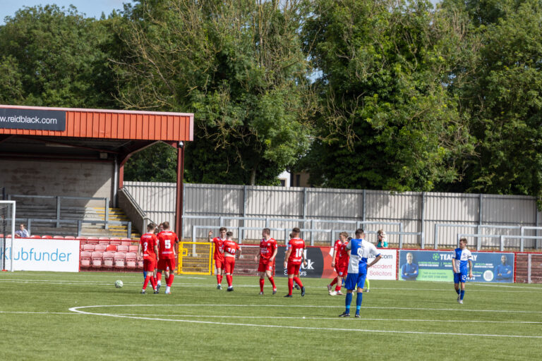 Comrades Kick Off Preseason With a Win